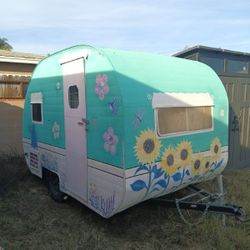 1969 Fleetwood Canned Ham Trailer
