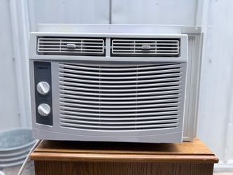 Window Air Conditioner 5,000BTU Cooler