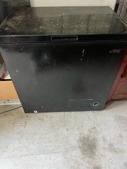Deep freezer