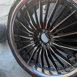 22 in rims chrome and black