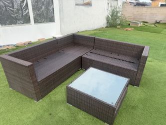 Outdoor Wicker Patio Set