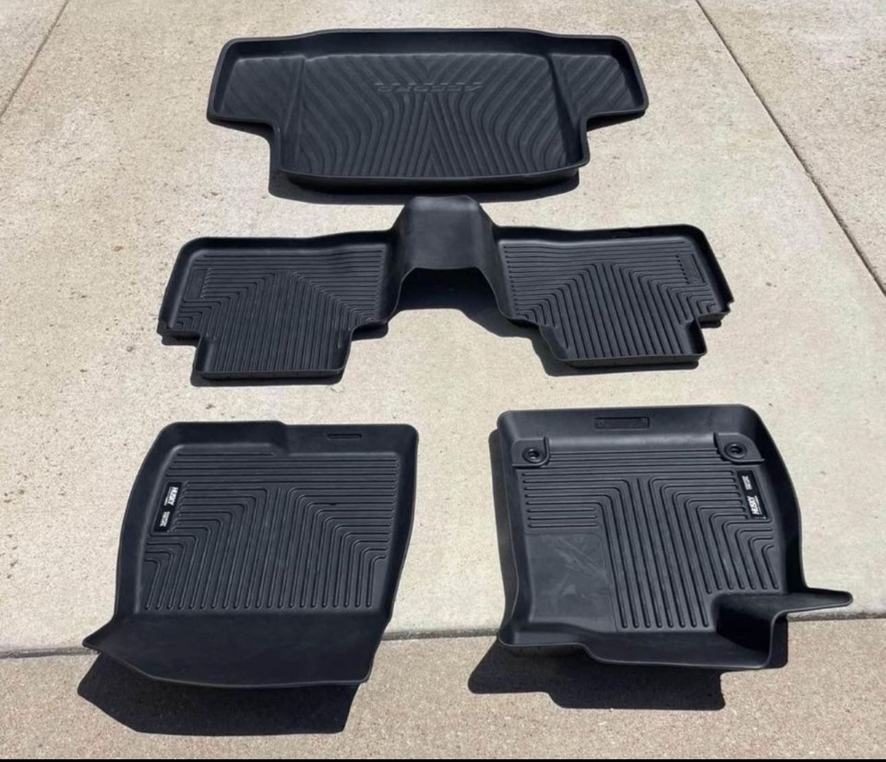 Husky Liners Floor mats and Cargo mat