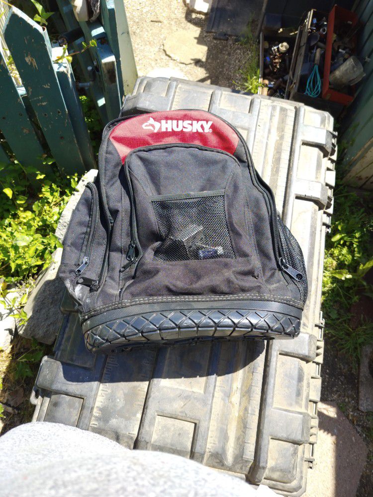 Husky backpack With wrenches,Tapouts, Extension For Drill An Shovel Tips
