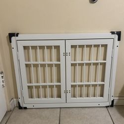 Modern Pet Gate – Home Safety Barrier for Dogs, Cats, Toddlers