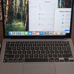 MacBook Air M1 8 Gig 256 Gig