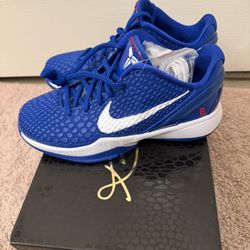 Kobe Dodger Nike Shoes Size 6 Men’s 