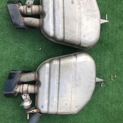 MERCEDES S550 & BMW Exhaust Parts And Assembly Pieces