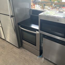 Stainless Steel Kitchen Appliance Package 
