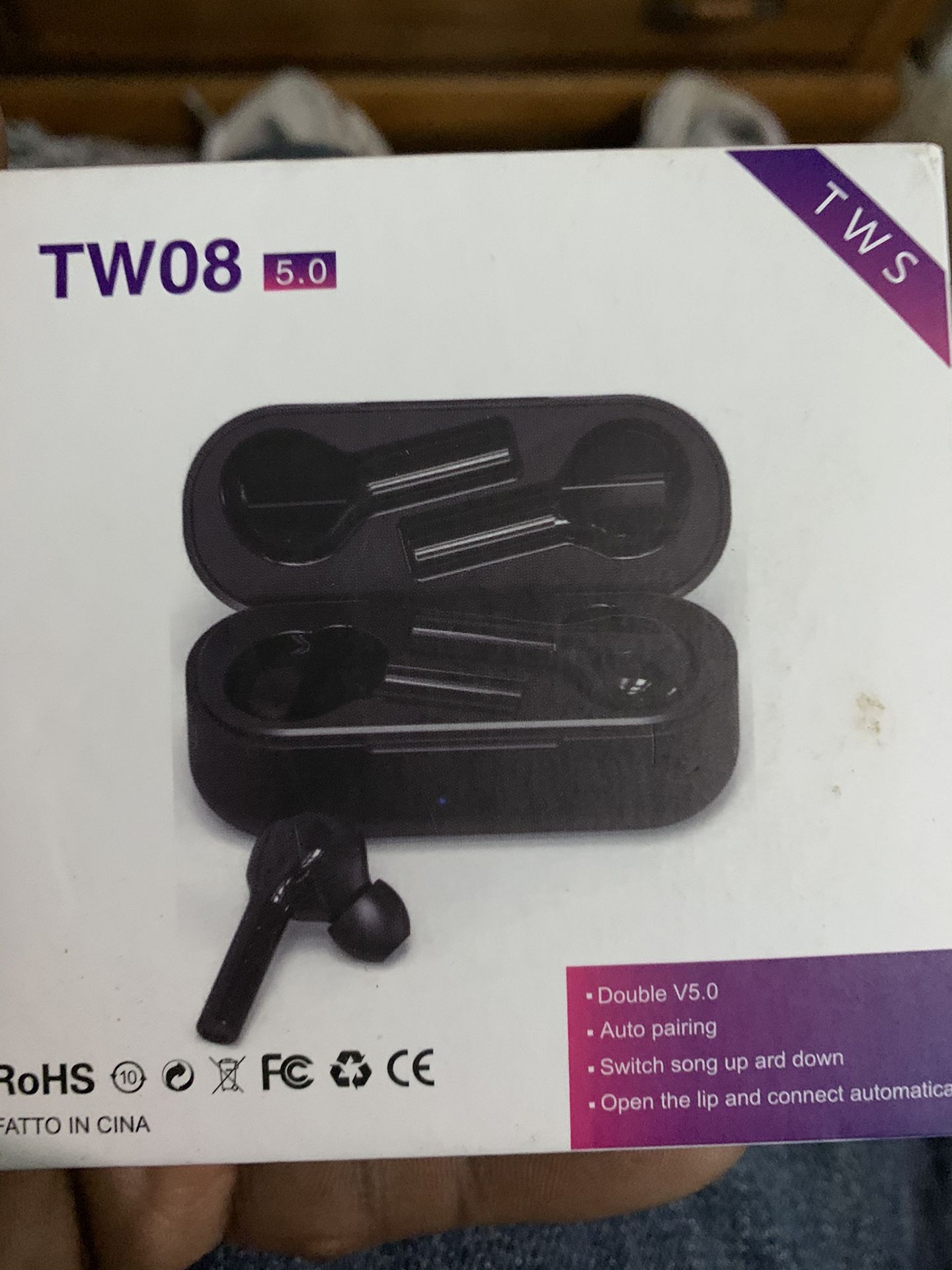 Bluetooth Headphones Never used open box.