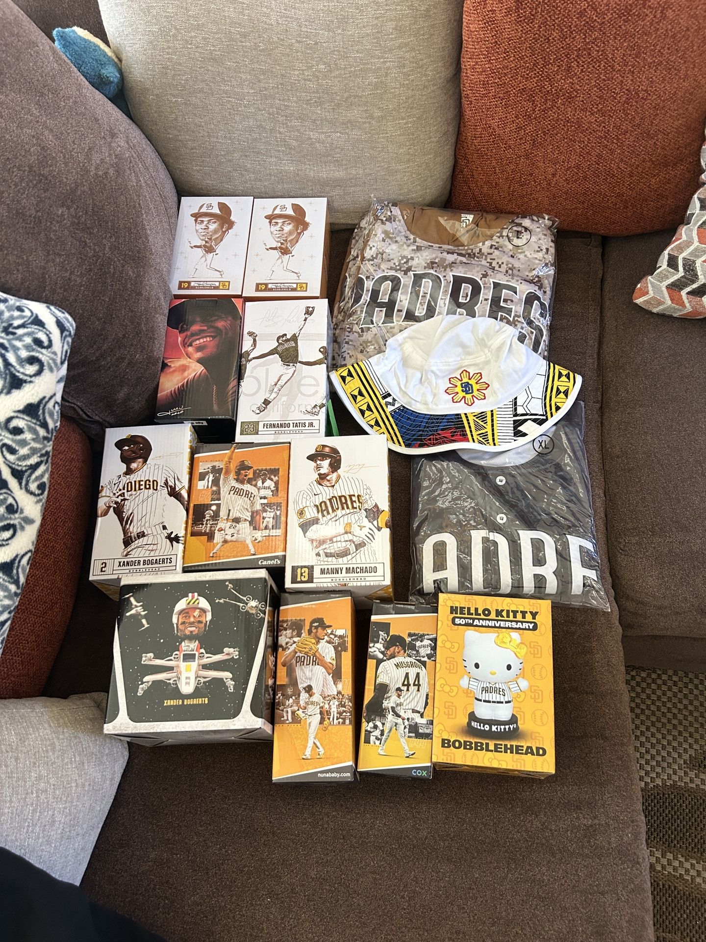 Padres giveaways/ theme game item