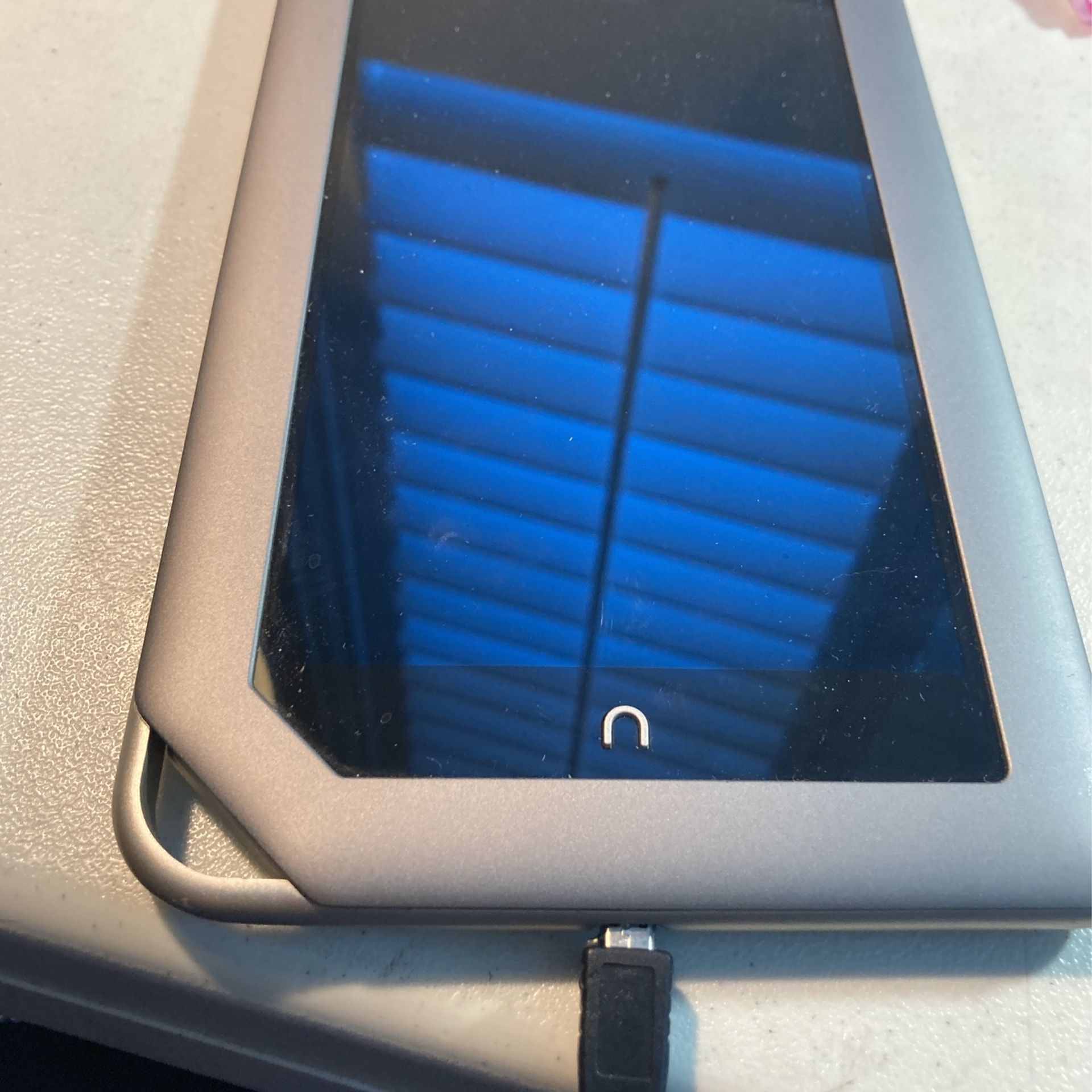Barnes & Noble Nook Tablet 8GB, Wi-Fi, 7in - Silver