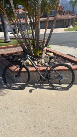 Specialized Pitch Bike
