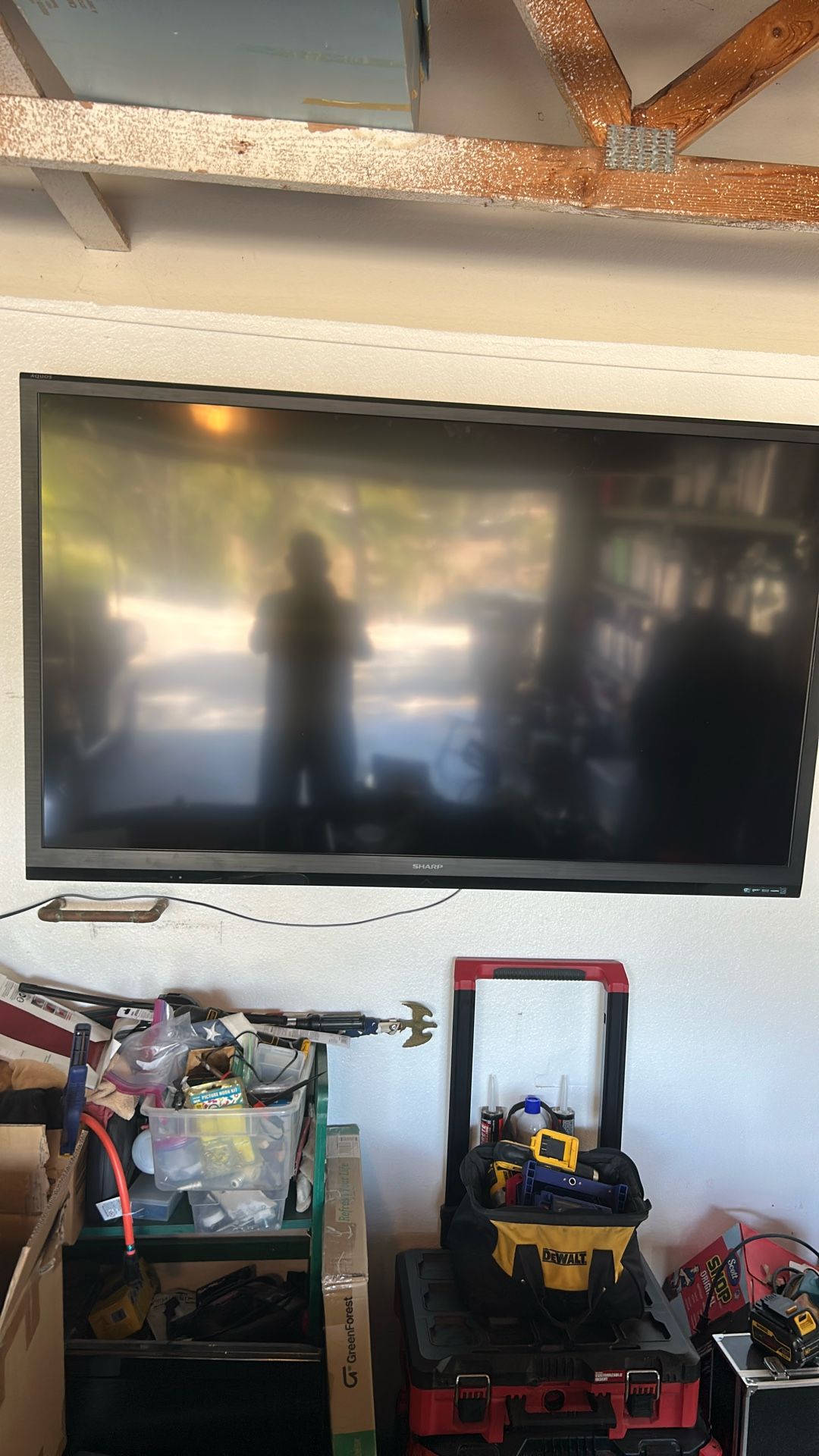 Sharp 70” Tv