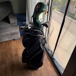 Calaway Golf Clubs, no putter