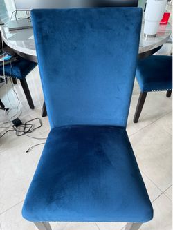 MOVING SALE! 4 beautiful blue velvet embellished dining room chairs!
