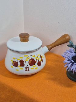 Vintage Mid-Century Levcoware Japan Enamel Lidded Pot Fondue/Saucepan Near Mint