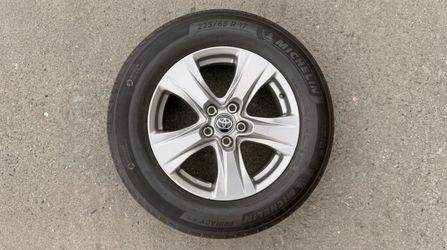 2025 Toyota RAV4 OEM Factory Wheels & Tires – Set of 4