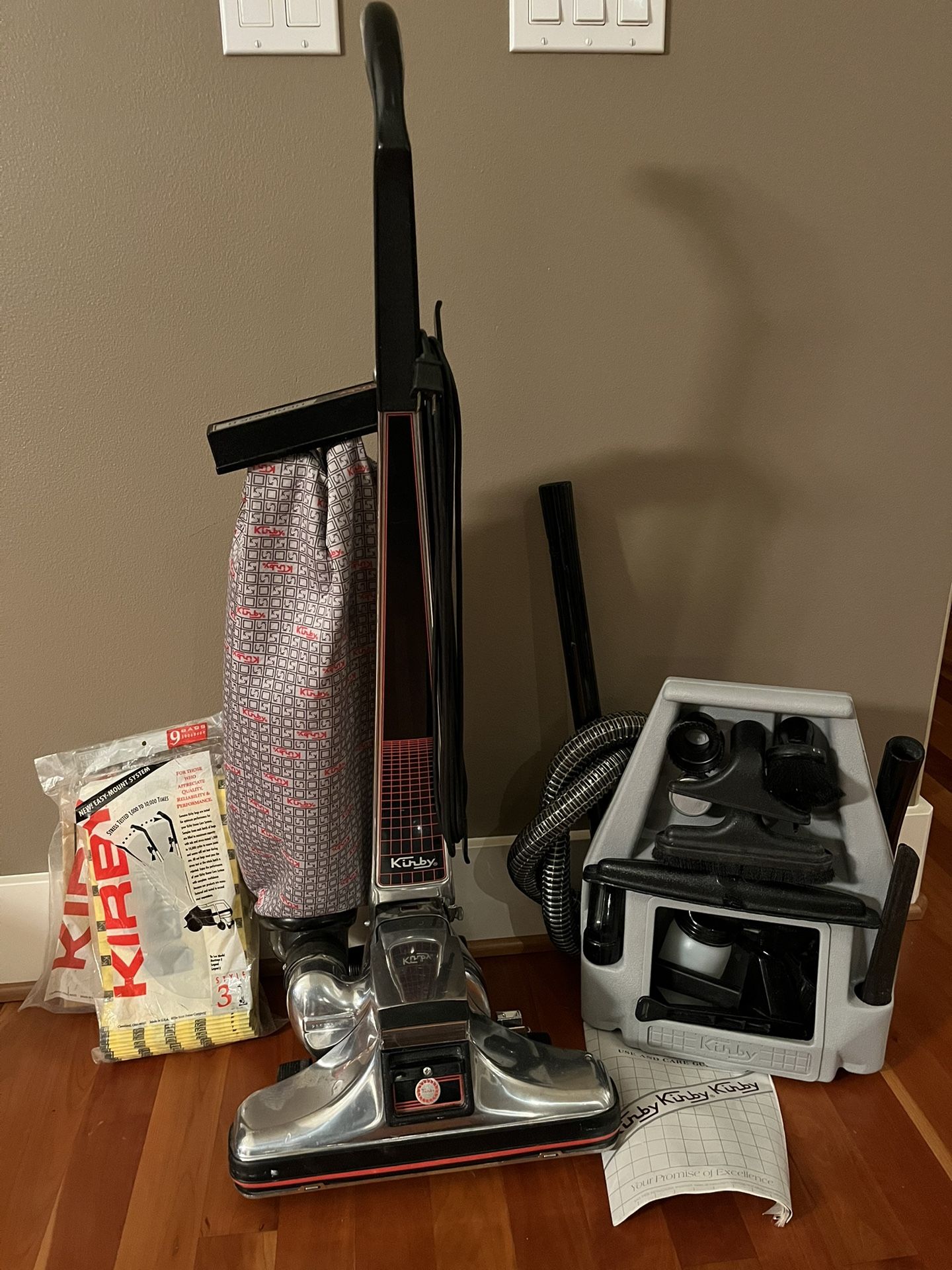 Kirby Heritage II Vacuum Cleaner & Accessories