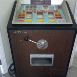 Slot machine 