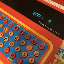 Like NEW Vintage 1978 Texas Instruments Speak & Spell RAISED BUTTONS Learning Tested USA