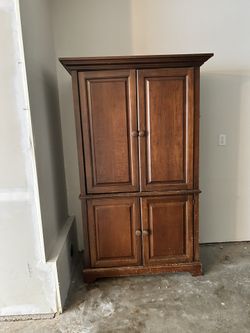 Free Armoir