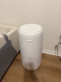 Munchkin Diaper Pail