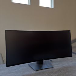 Dell U3821DW UltraSharp Curved USB-C Hub Monitor