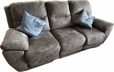 Recliner sofa with recliner love seat