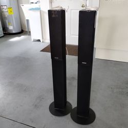Pair Of Tower Speakers SKF 780 Model
