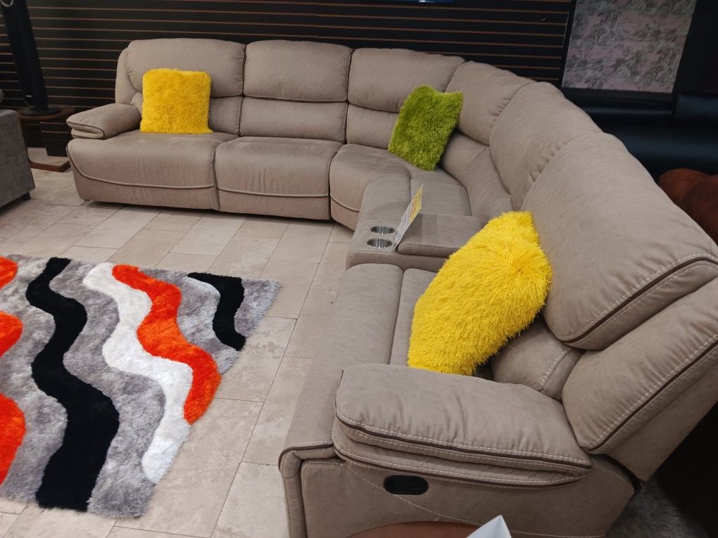 *Wow* Alejandra Sophisticated Mocha Fabric Reclining Sectional Sofa Delivery And Easy Financing Available🙌
