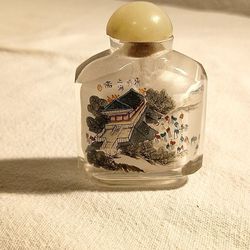 Vintage Chinese "Along the River During the Qingming Festival (清明上河图) Reverse Painted Glass Snuff  Bottle.

