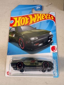 Hot Wheels Nissan Skyline RS Turbo Die-Cast Car