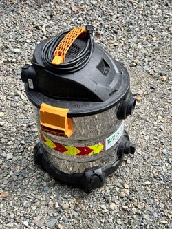 Rigid professional contractor tool shop vac 6 hp wet dry with 2 1/2 inch hose great for construction janitorial car detailing