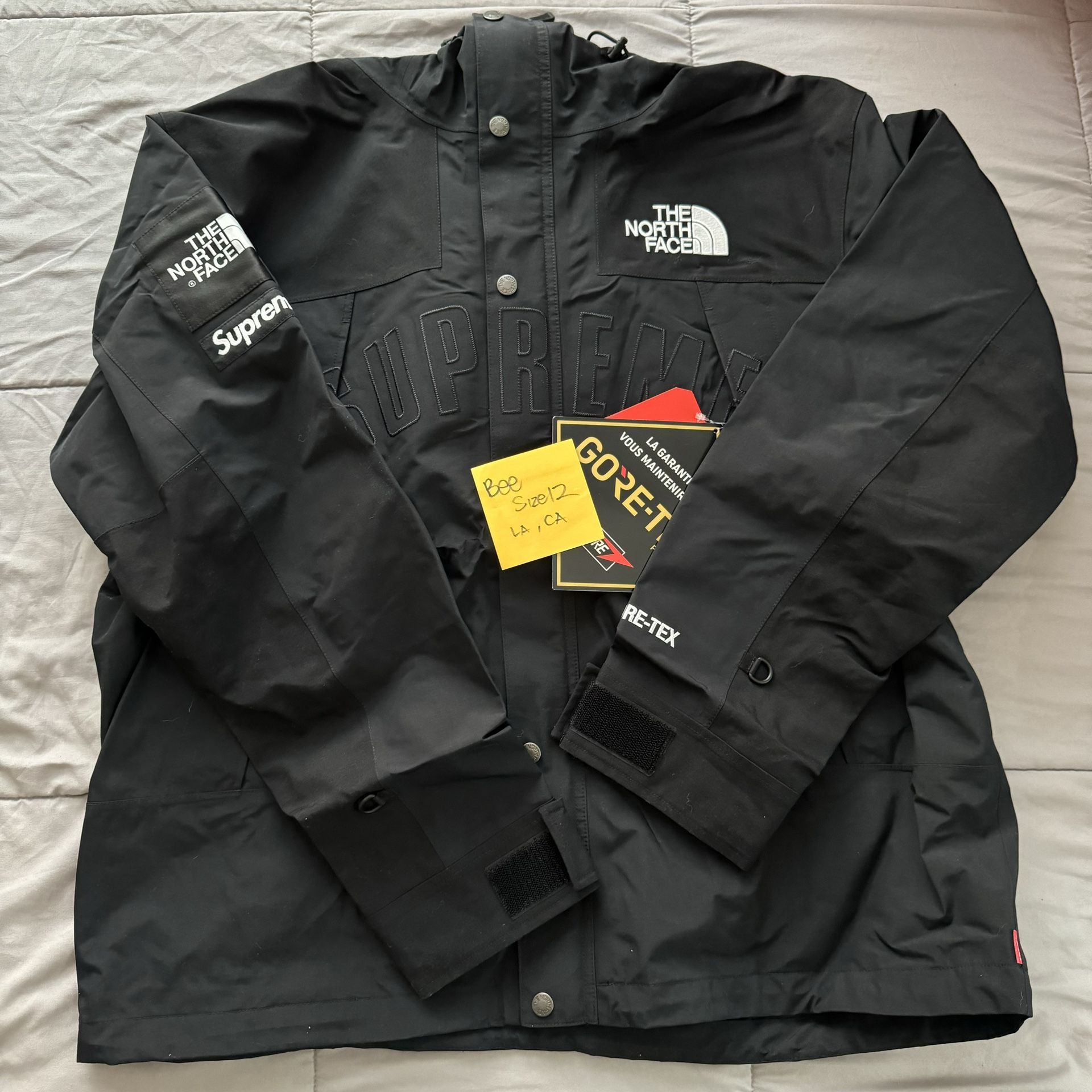 2019 Supreme The north face arc Logo Maintain Parka XL