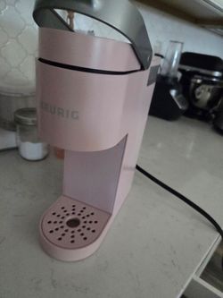 Keurig Single-Serve Coffee Maker Pink