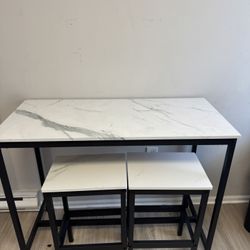3 Piece Bar Table Set