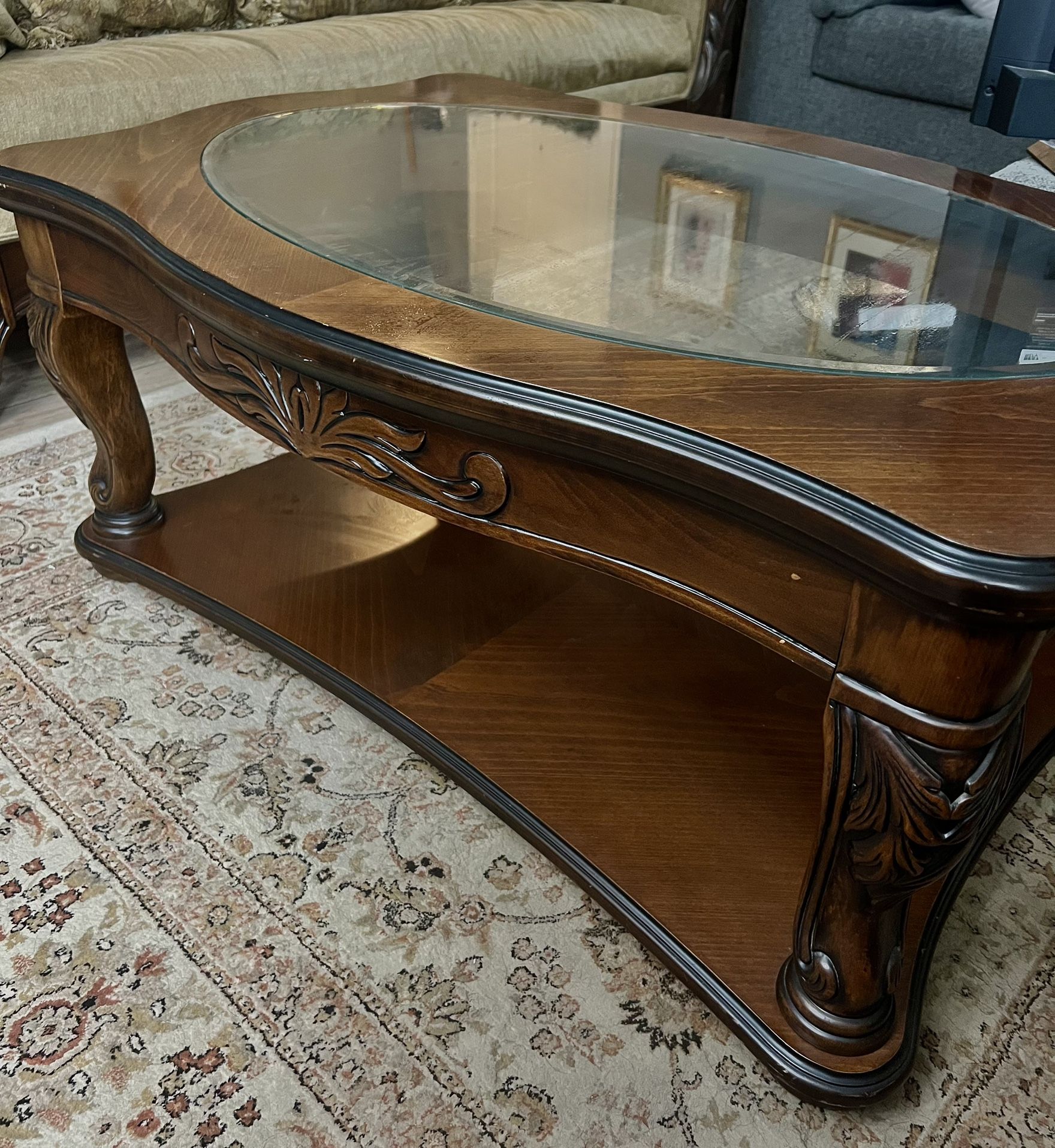 Traditional Wood Furniture And Dining Set