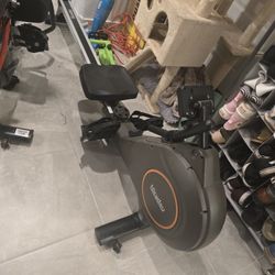 Nice day Rowing Machine