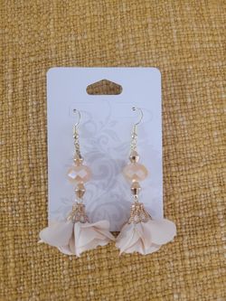 Aretes