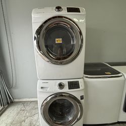 SAMSUNG 27” WASHER AND DRYER SET