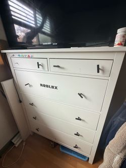 Free dresser