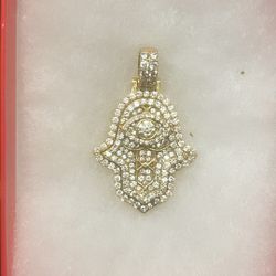 10k Diamond Pendant 