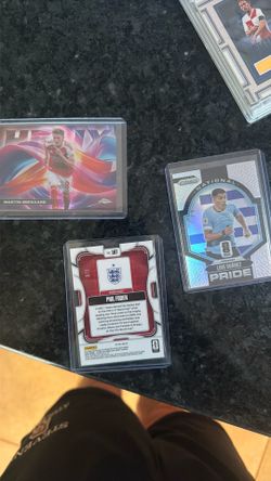 Soccer Cards (Graded & Raw)