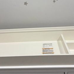 Baby changing station and FREE changina mattress