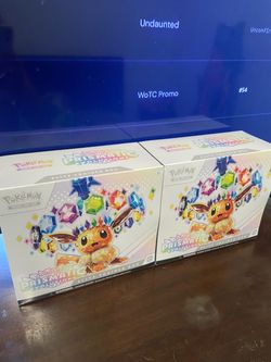 Pokemon Prismatic Evolutions ETB