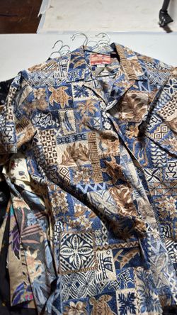 Men’s Hawaiian button up collared shirts many brands