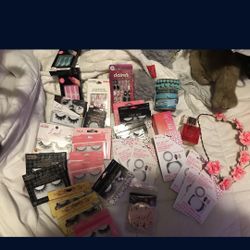 Lashes And Nails Ect….