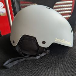 Snowboarding Helmet (Sandbox)