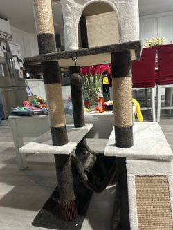 Cat tree