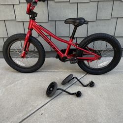Specialized Riprock With Training wheels And Bell 